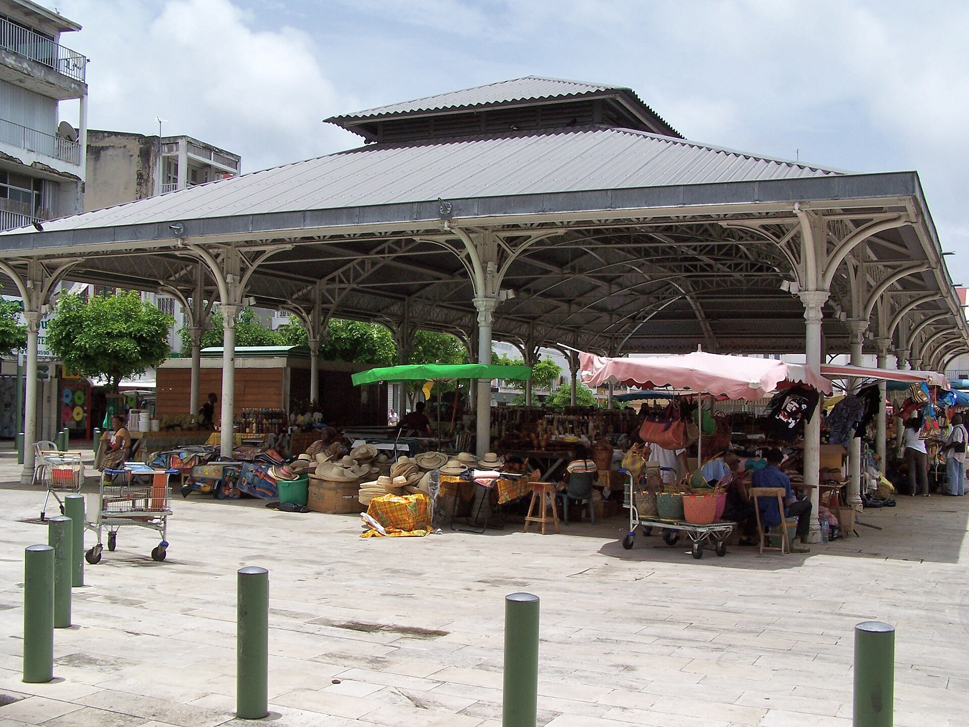 Marché nocturne artisans & saveurs à Pointe-à-Pitre - photo 2